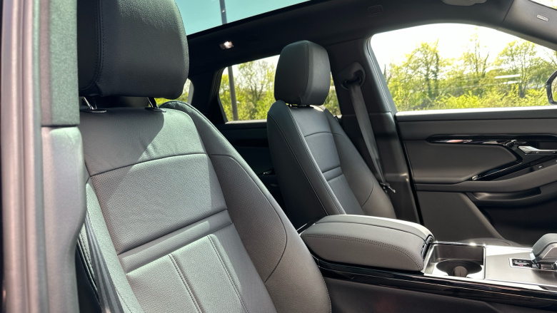 Land Rover Range Rover Evoque 1.5 P270e Edition 5dr Auto Hatchback